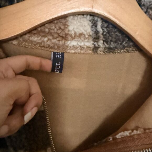 3/$25 zaful sweater Cropped Medium S brown black neutrals 21" bust A4 - Picture 4 of 10